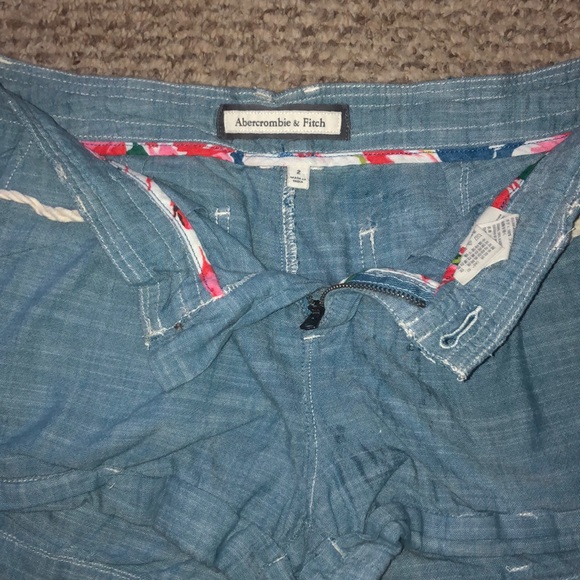 Abercrombie and Fitch cotton shorts size 2 - Picture 2 of 6